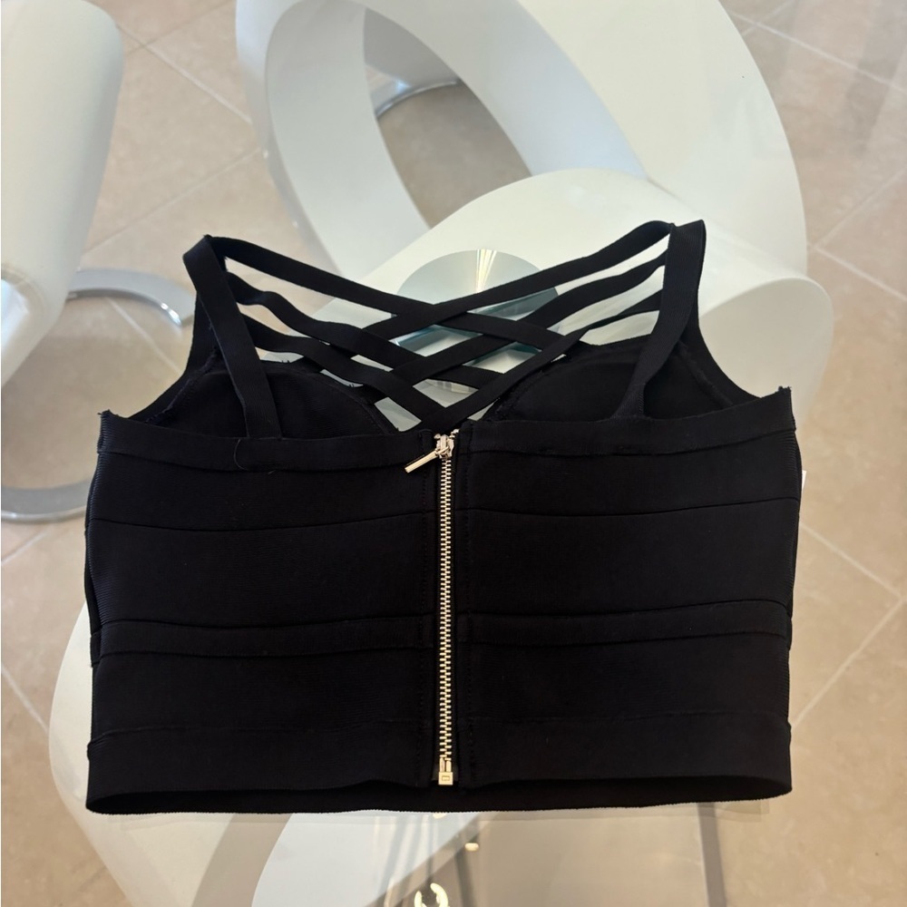 Black Strappy Women's Cropped Top - Picture 2 of 4